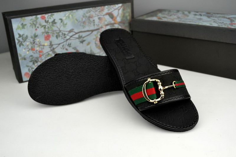 Gucci Men Slippers_125